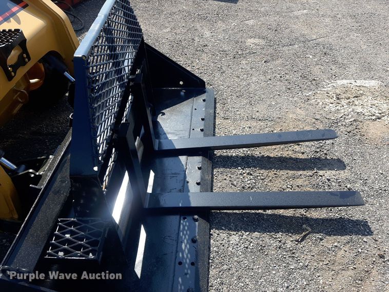 image for item NF9041 2002 Caterpillar 248  skid steer loader