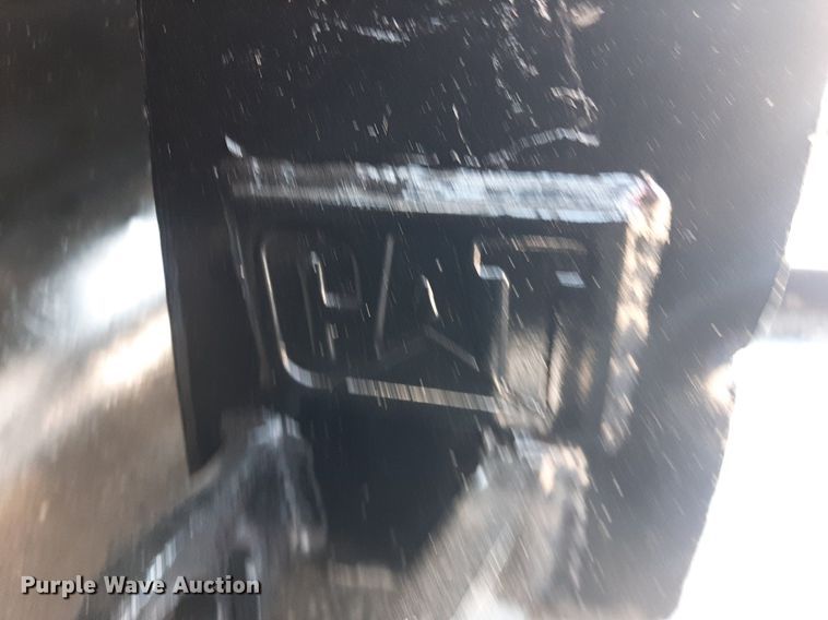 image for item NF9041 2002 Caterpillar 248  skid steer loader