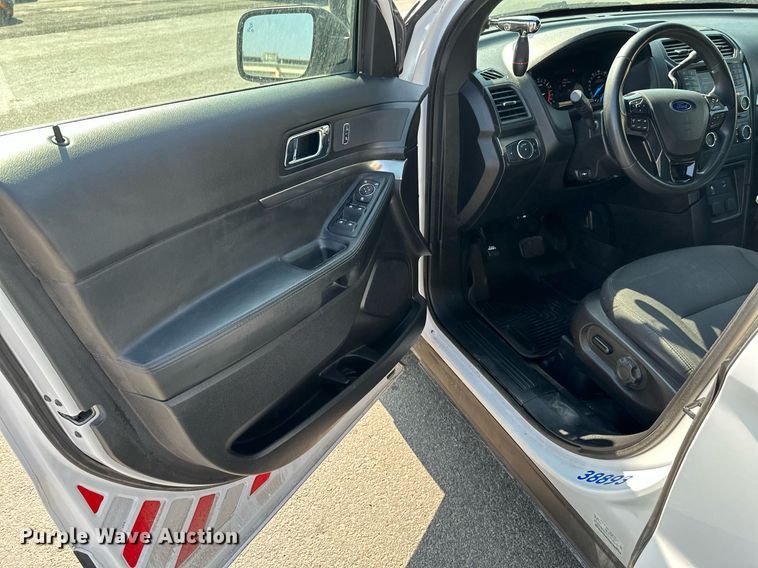 image for item NF9042 2018 Ford Explorer Police Interceptor  SUV