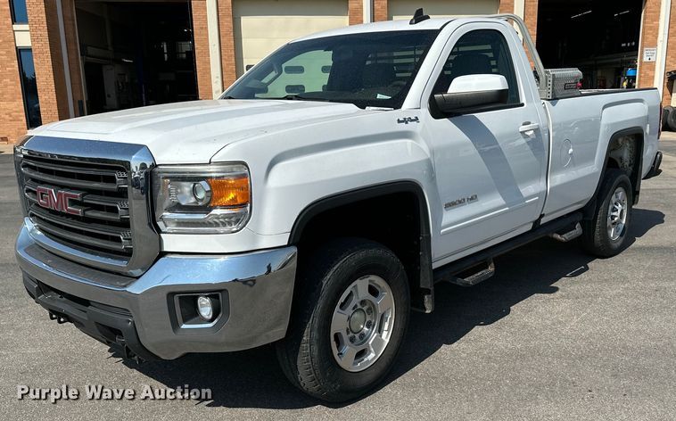 image for item NF9044 2016 GMC Sierra 2500HD  pickup truck