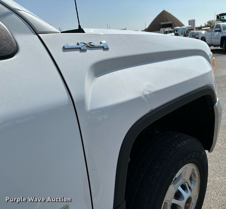 image for item NF9044 2016 GMC Sierra 2500HD  pickup truck