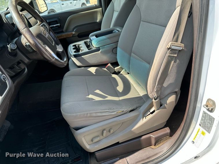 image for item NF9044 2016 GMC Sierra 2500HD  pickup truck