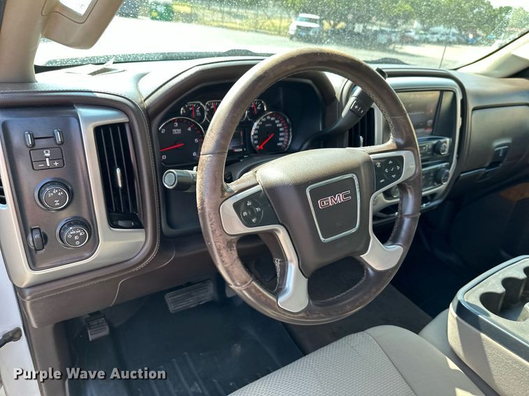 image for item NF9044 2016 GMC Sierra 2500HD  pickup truck