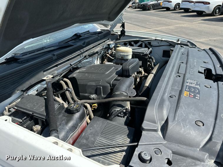 image for item NF9044 2016 GMC Sierra 2500HD  pickup truck