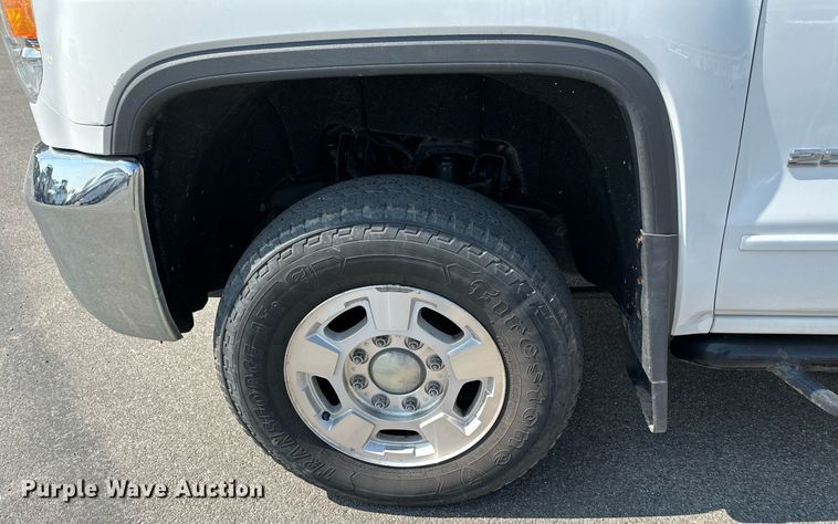 image for item NF9044 2016 GMC Sierra 2500HD  pickup truck