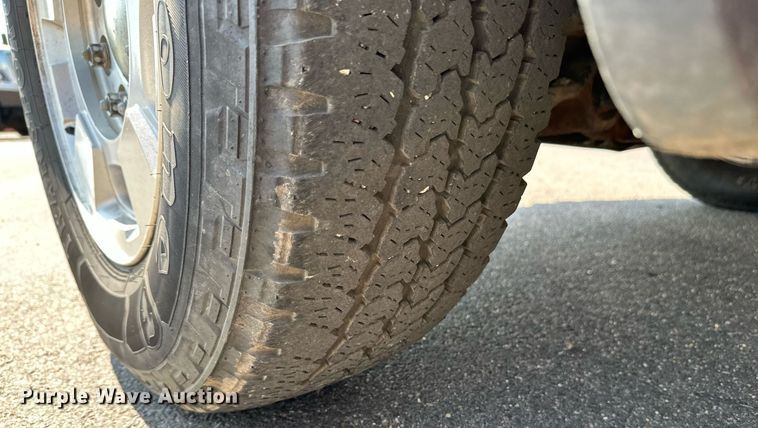 image for item NF9044 2016 GMC Sierra 2500HD  pickup truck