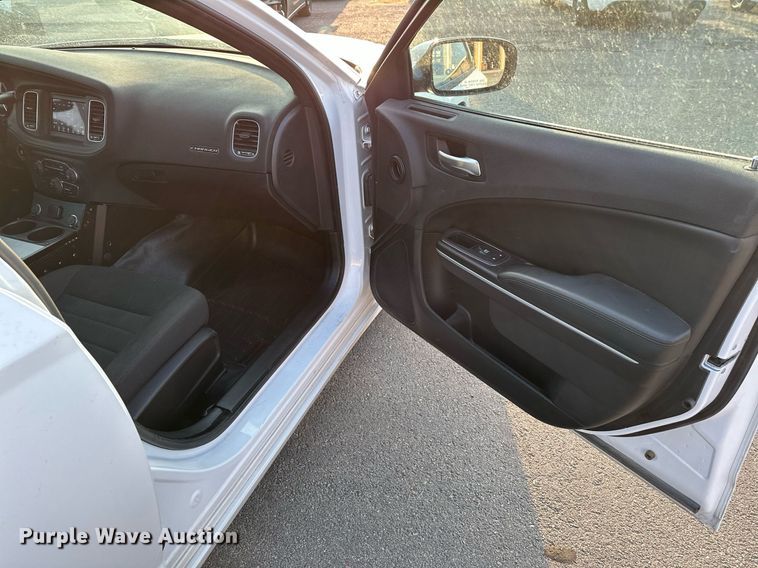 image for item NF9047 2019 Dodge Charger Police