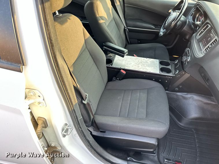 image for item NF9047 2019 Dodge Charger Police