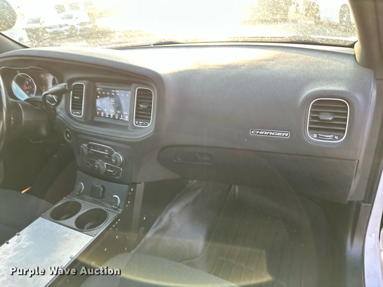 image for item NF9047 2019 Dodge Charger Police