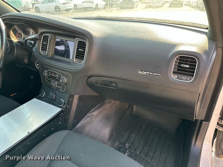 image for item NF9049 2019 Dodge Charger Police