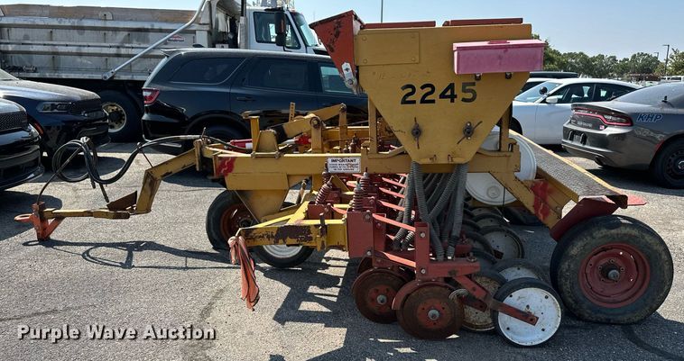 image for item NF9051 HayBuster 107  grain drill