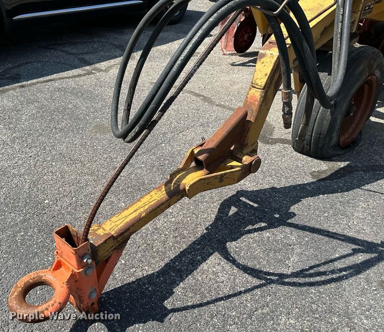 image for item NF9051 HayBuster 107  grain drill