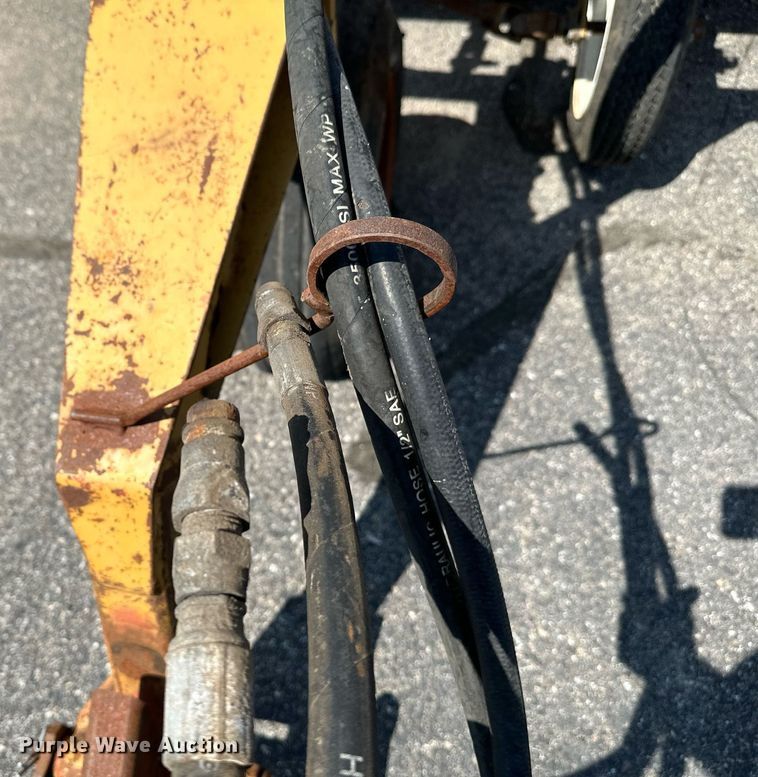 image for item NF9051 HayBuster 107  grain drill