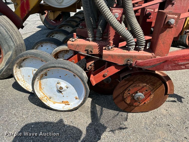 image for item NF9051 HayBuster 107  grain drill