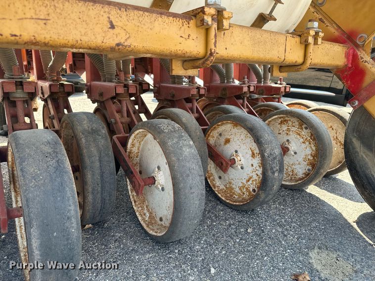 image for item NF9051 HayBuster 107  grain drill