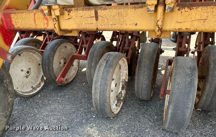 image for item NF9051 HayBuster 107  grain drill