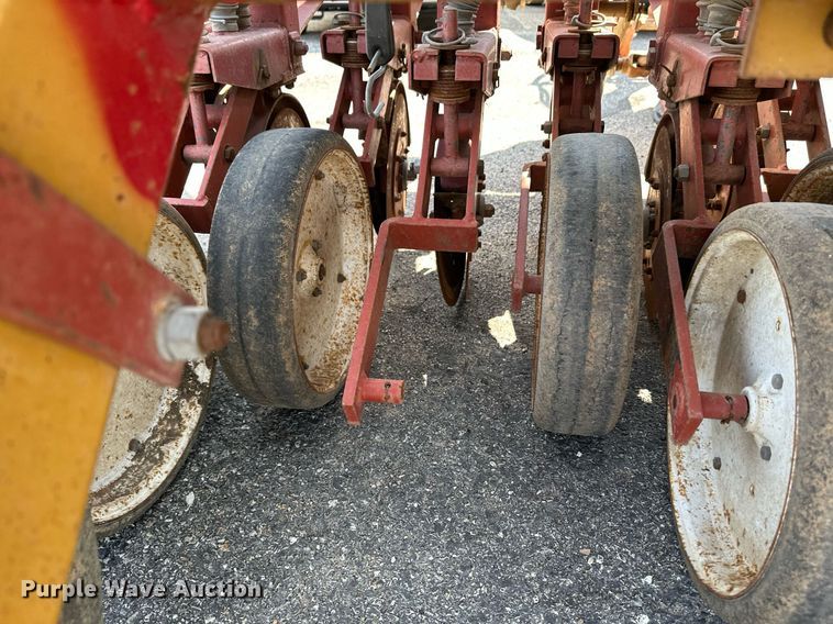 image for item NF9051 HayBuster 107  grain drill