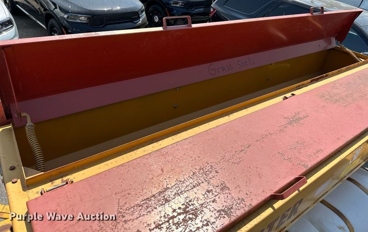 image for item NF9051 HayBuster 107  grain drill