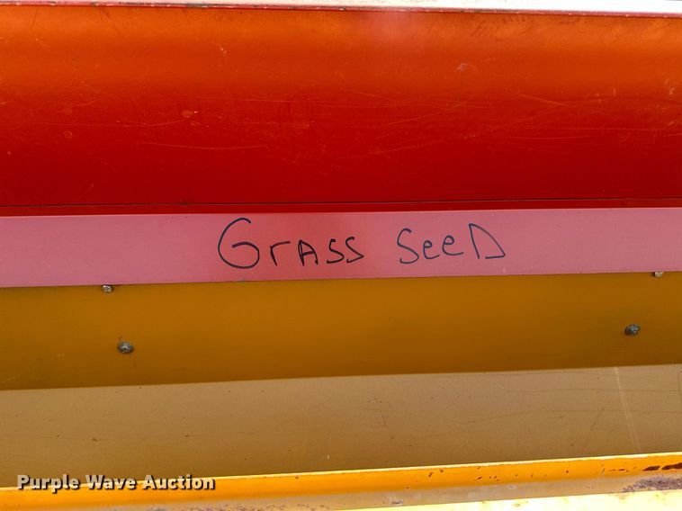 image for item NF9051 HayBuster 107  grain drill