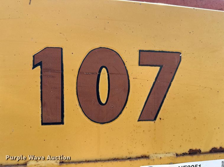 image for item NF9051 HayBuster 107  grain drill