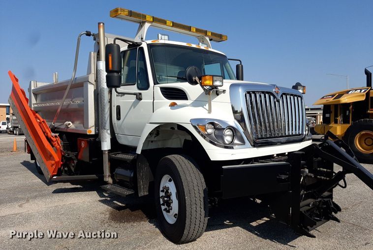image for item NF9052 2014 International WorkStar 7500  dump truck