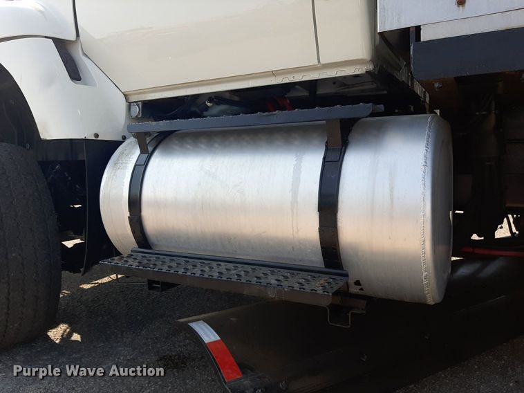 image for item NF9052 2014 International WorkStar 7500  dump truck