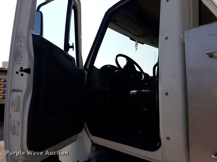image for item NF9052 2014 International WorkStar 7500  dump truck