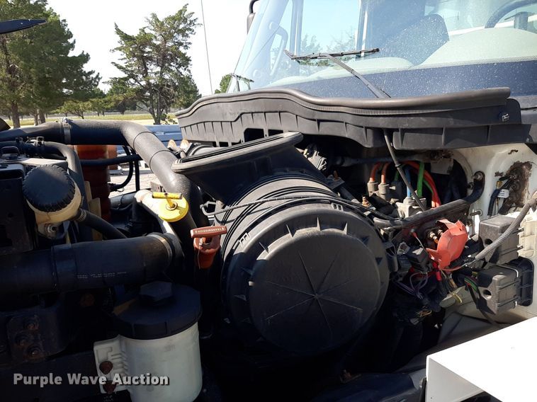 image for item NF9052 2014 International WorkStar 7500  dump truck