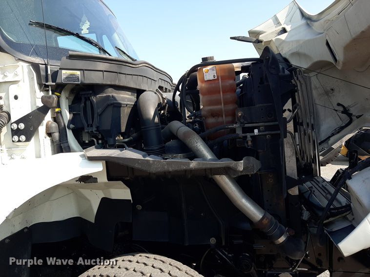 image for item NF9052 2014 International WorkStar 7500  dump truck