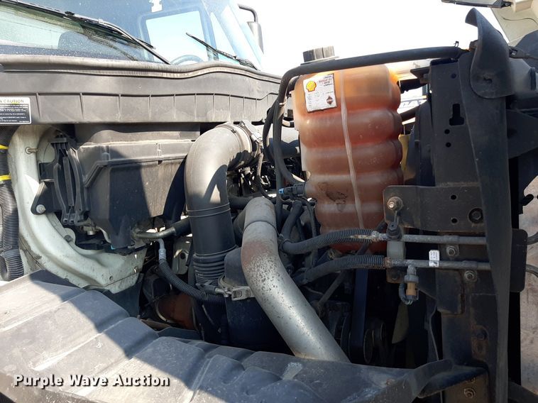 image for item NF9052 2014 International WorkStar 7500  dump truck