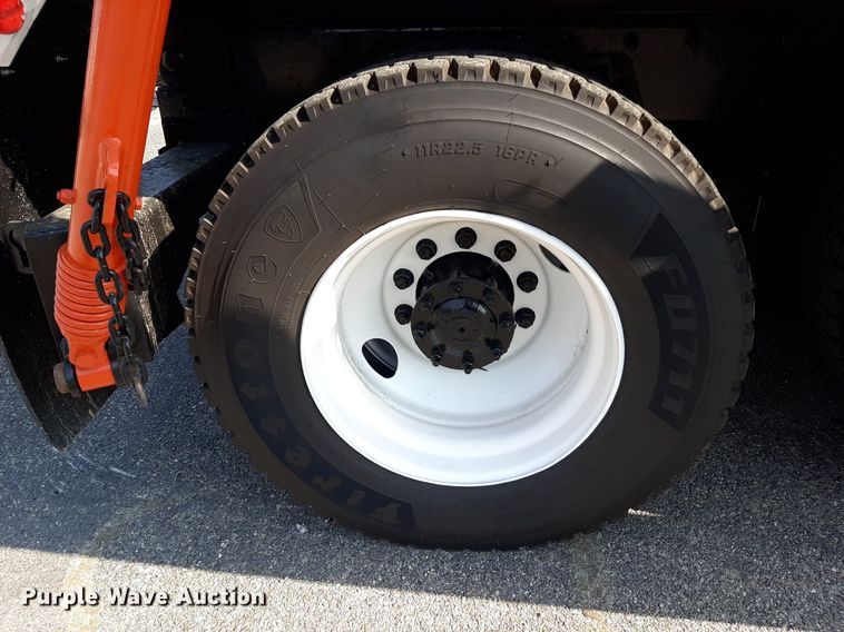 image for item NF9052 2014 International WorkStar 7500  dump truck