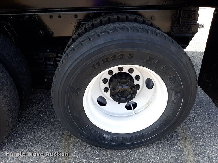 image for item NF9052 2014 International WorkStar 7500  dump truck