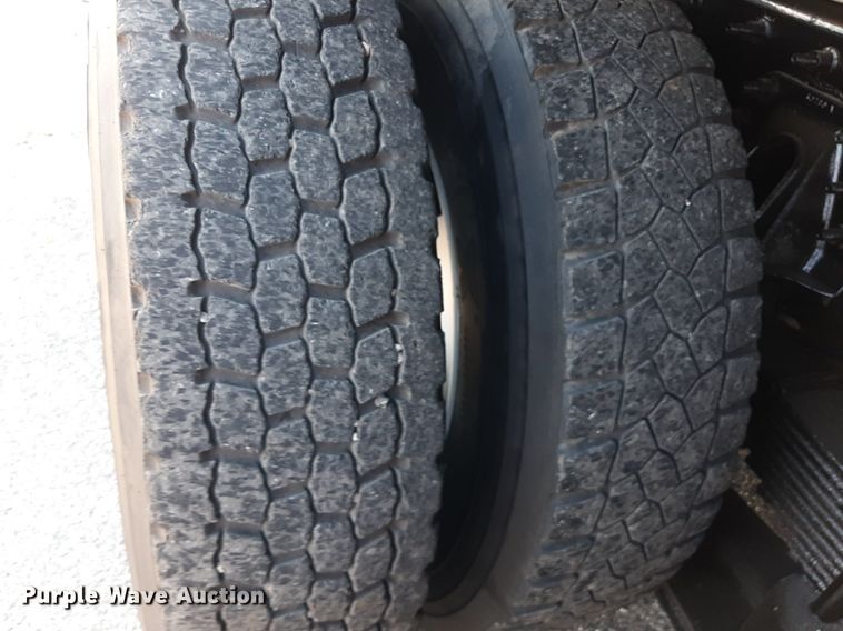 image for item NF9052 2014 International WorkStar 7500  dump truck