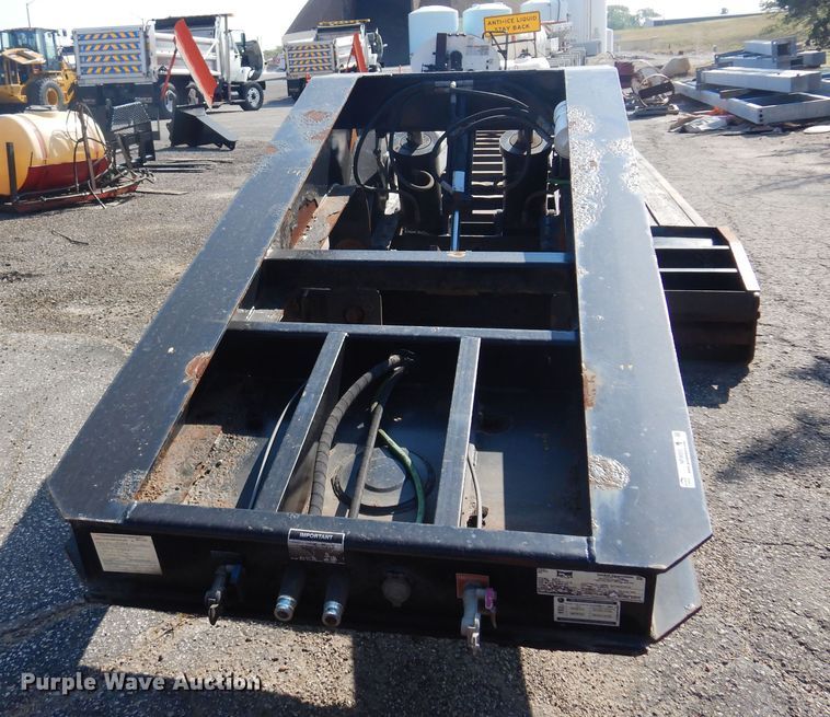 image for item NF9053 2006 Landoll  lowboy equipment trailer