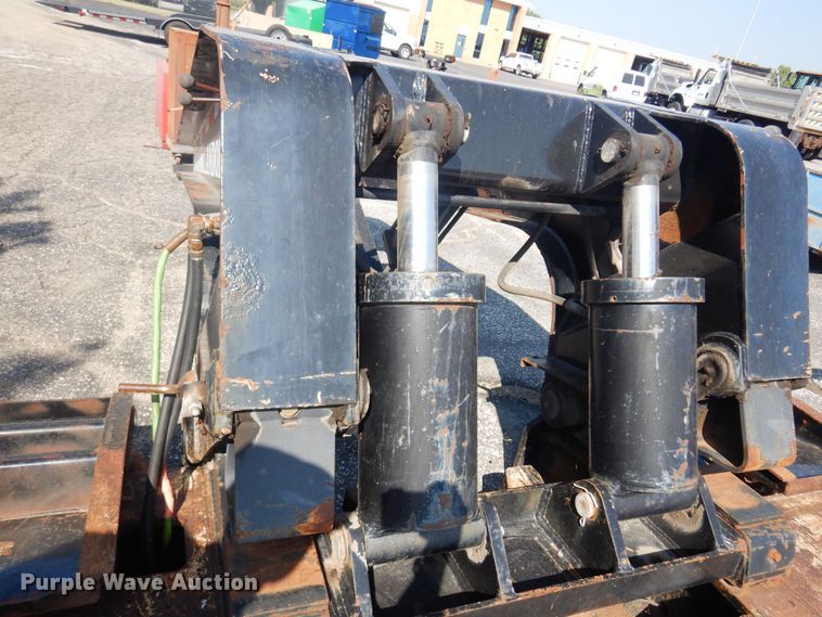 image for item NF9053 2006 Landoll  lowboy equipment trailer