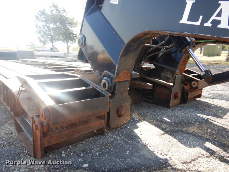 image for item NF9053 2006 Landoll  lowboy equipment trailer