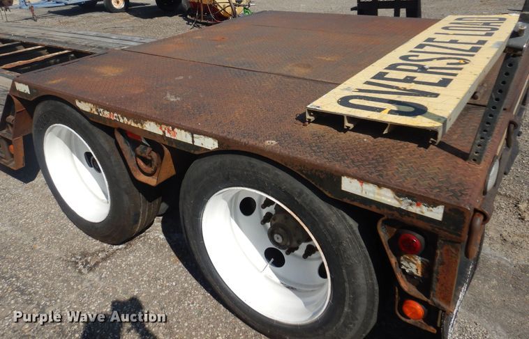 image for item NF9053 2006 Landoll  lowboy equipment trailer