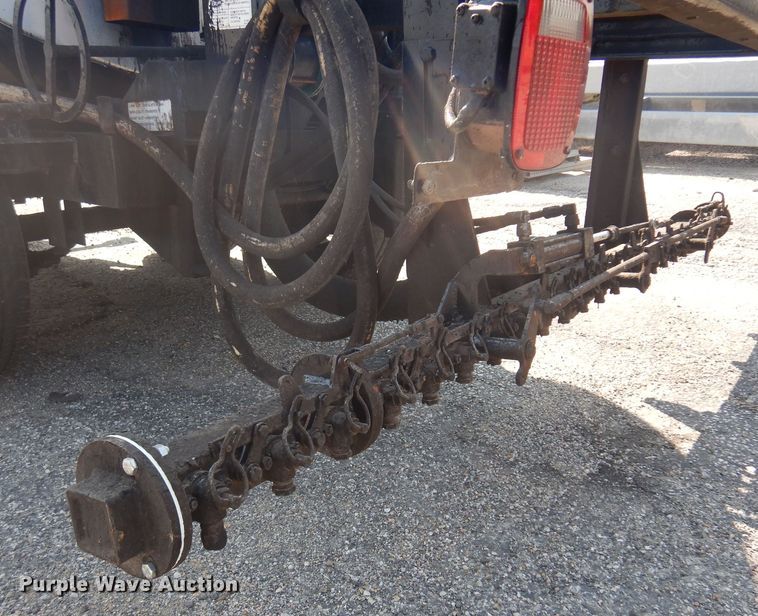 image for item NF9055 2005 Etnyre MU-6  oil distributor trailer