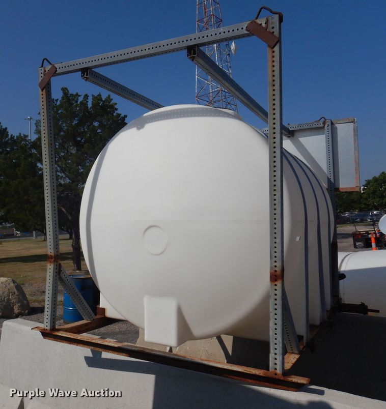 image for item NF9056 Poly tank