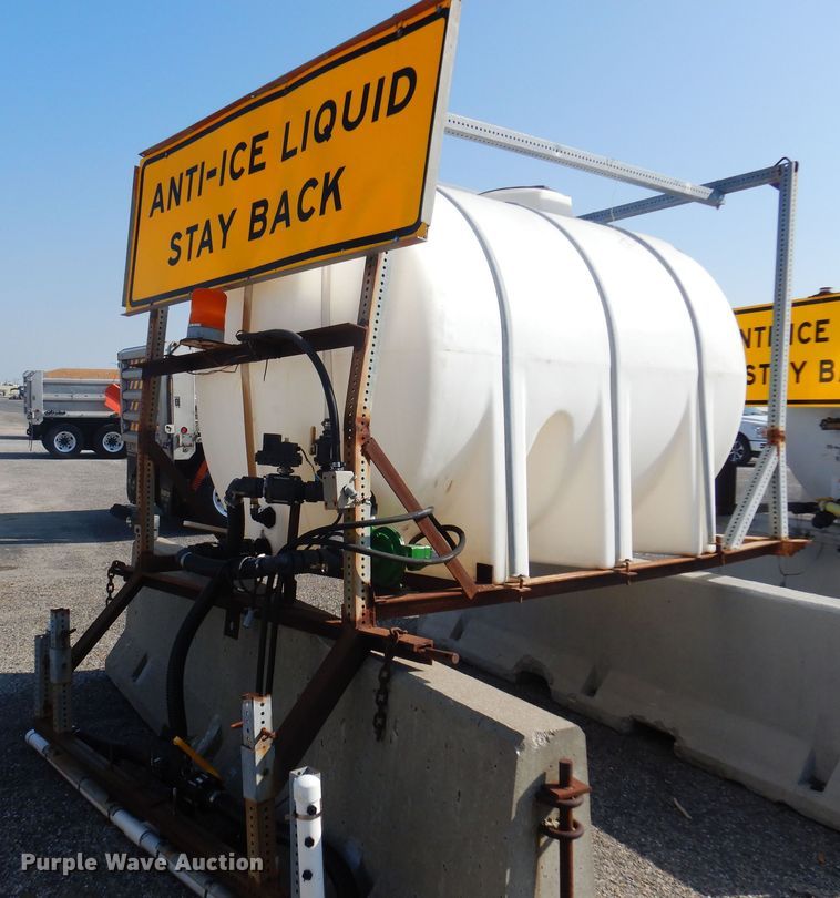 image for item NF9056 Poly tank