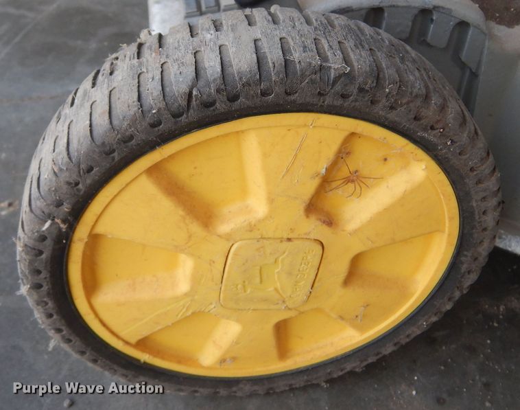 image for item NF9066 John Deere 14SB  push mower