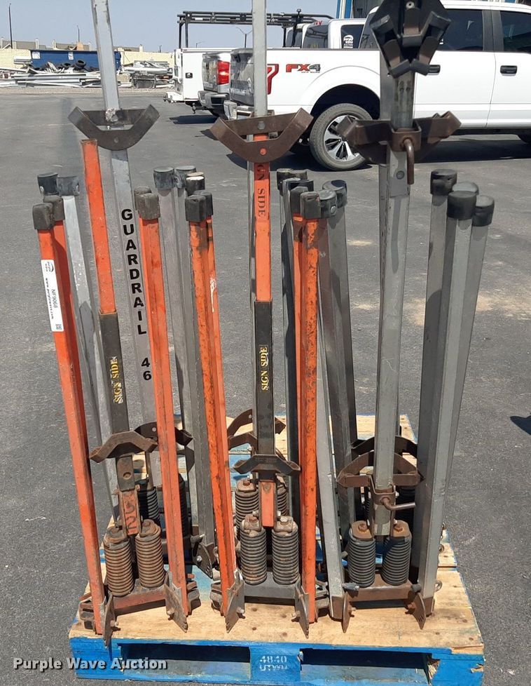 image for item NF9068 (6) sign holders