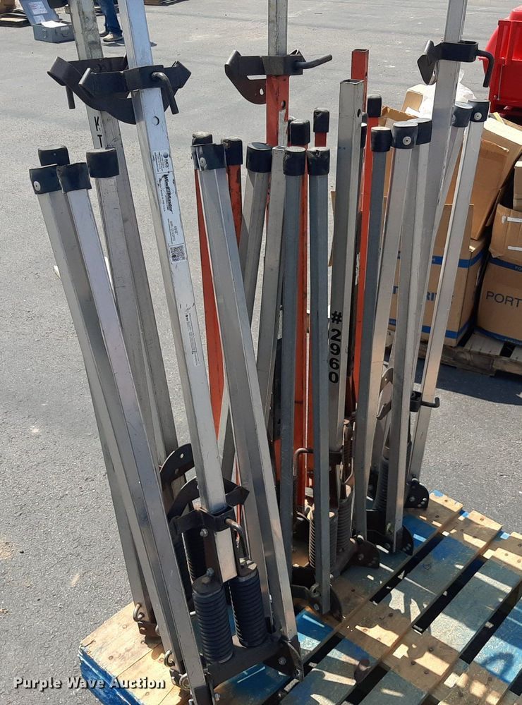 image for item NF9068 (6) sign holders