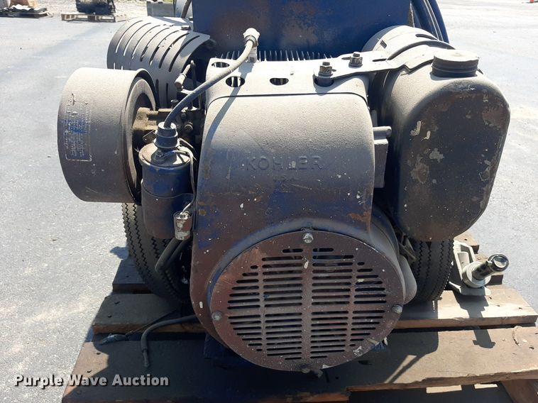 image for item NF9080 Graco GH733  gas hydraulic sprayer