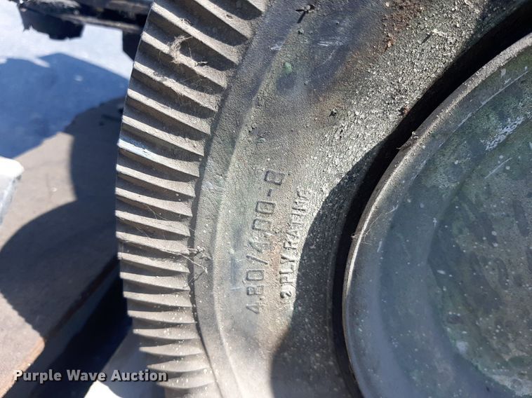 image for item NF9080 Graco GH733  gas hydraulic sprayer