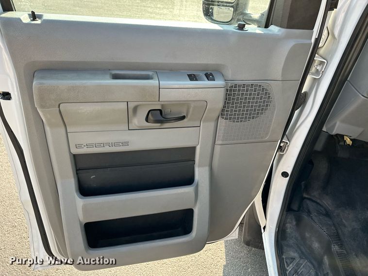 image for item NF9127 2012 Ford E150  van