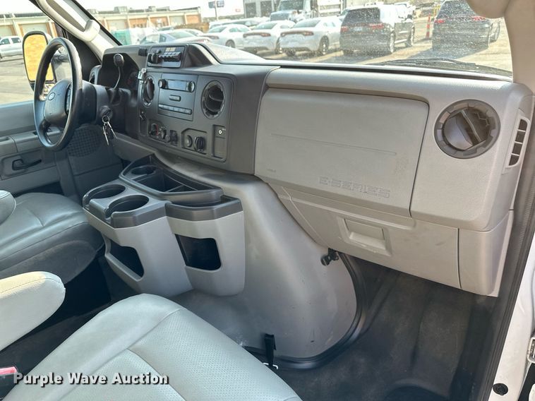 image for item NF9127 2012 Ford E150  van