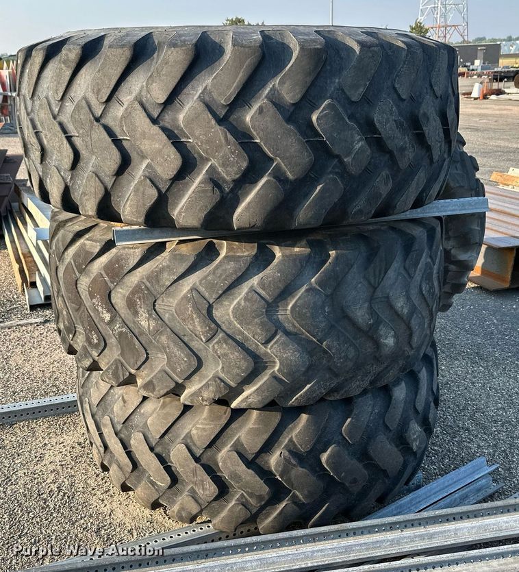 image for item NF9188 (4) Bridgestone V-Steel Ultra Traction 20.5R25 tires