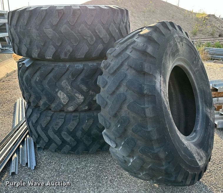 image for item NF9188 (4) Bridgestone V-Steel Ultra Traction 20.5R25 tires