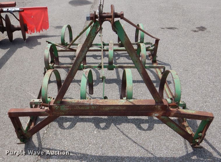 image for item NU9210 Ag implements